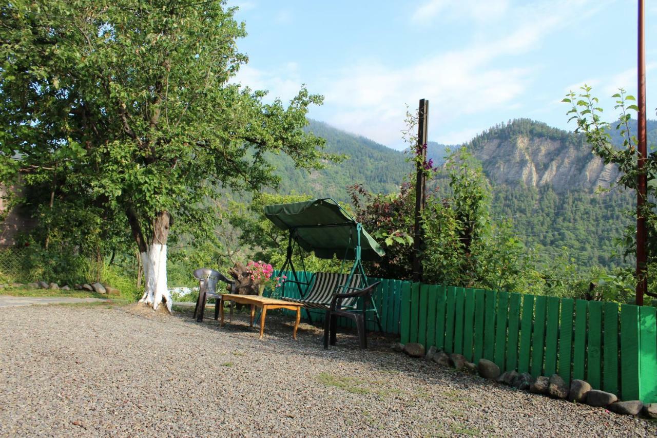 Hotel Nikala'S House Borjomi Exterior foto